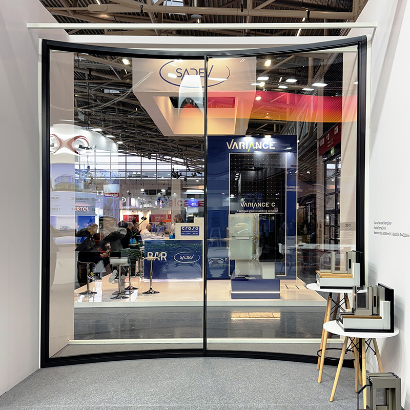 تألقت شركة Oday x North Glass في معرض ميونخ لمواد البناء BAU2025 (2)