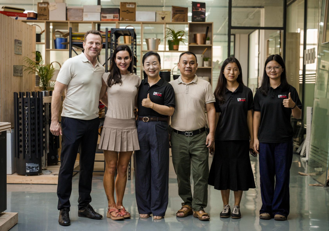 European Customers Visit Vapasuna Factory to Explore Our Hot Tub Manufacturing
