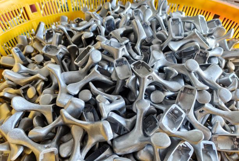 Materials-for-Furniture-Hardware2