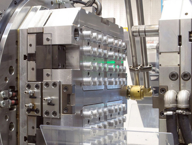 Injection Molding: A Complete Guide to Types, Advantages, and Application