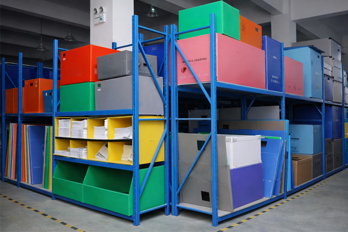 hollow-sheet-corrugated-plastic-box