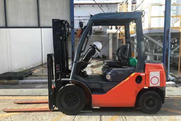 factory-forklift-2021-08-30-16-25-58-utc
