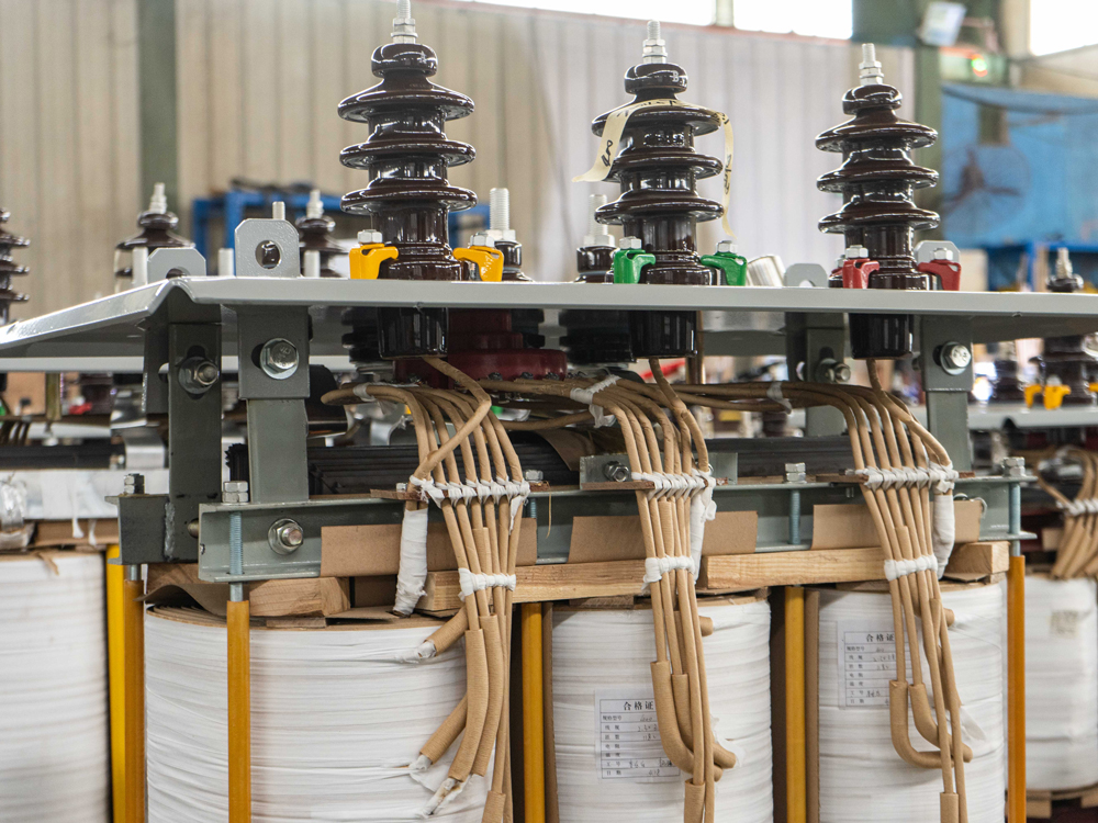 Durable-Oil-Immersed-Three-Phase-Grid-Systems2