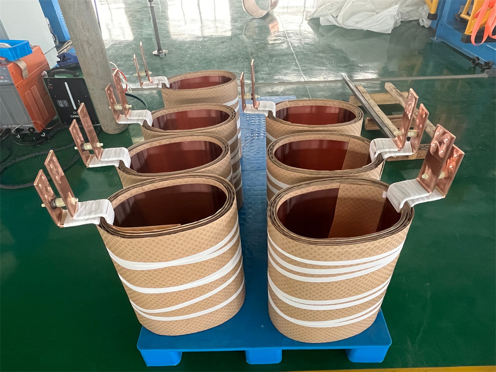 High-Efficiency 220kVA Oil Transformers for Heavy-Duty Applications (6)