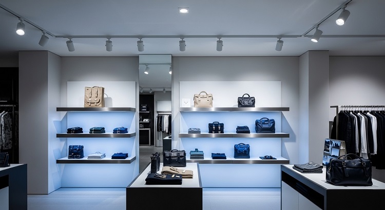 How to Fix Balenciaga Track LED Light: Step-by-Step Guide for Retail and Home？