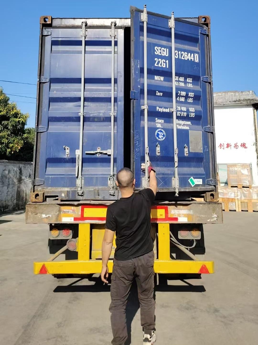 ae82b8a2b29fdfefd4beba321ff627a3