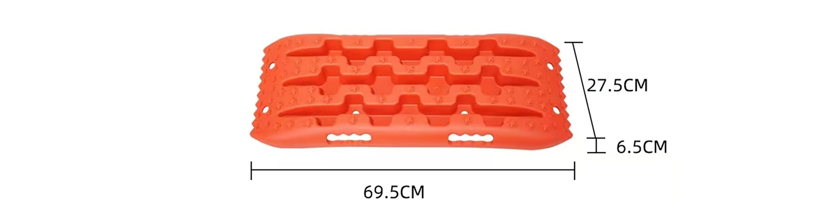 Pneus de secours, tapis de traction, piste, planche de récupération.