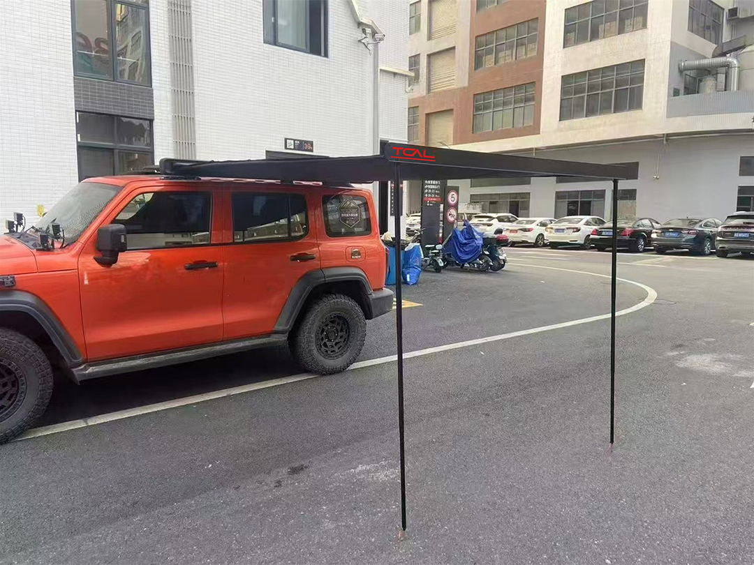 Cette tente latérale 4x4 de haute qualité comprend (2)