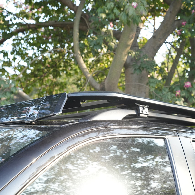 With these mounting brackets we help customer to put on cross bar onto the roof of the vehicles