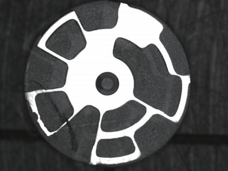 Inspecione os defeitos das peças automotivas.