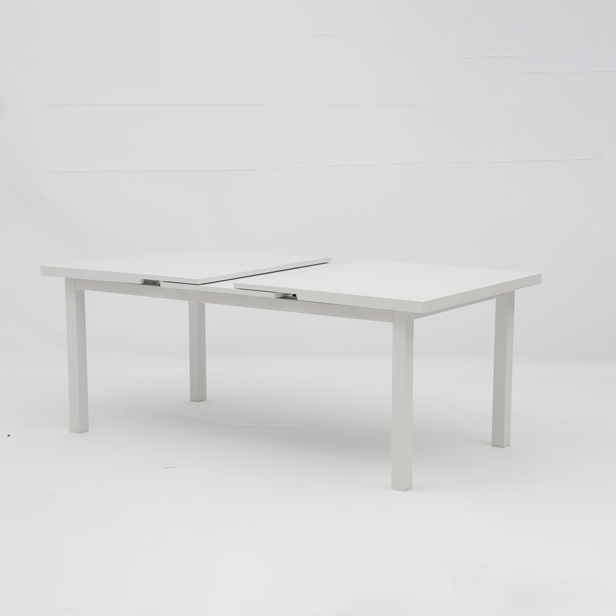 Adjustable Aluminum Outdoor Table with Extendable Design - AD991004
