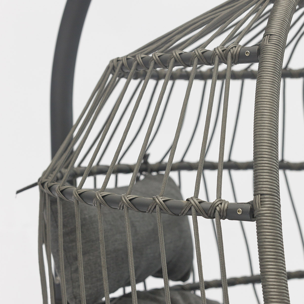 Outdoor furniture Luxurious PE Rattan hanging chair with stand for garden AD698008-2