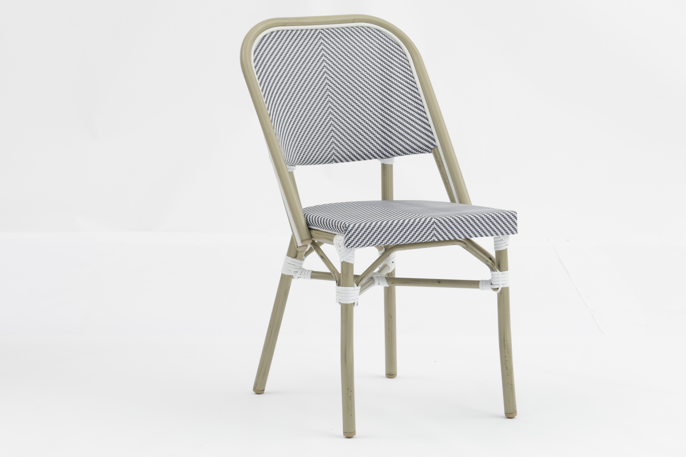 AD642148-2 (3)