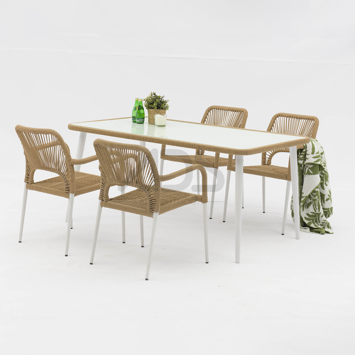 Full-Aluminum Sleek Aluminum Patio Dining Table - AD721017