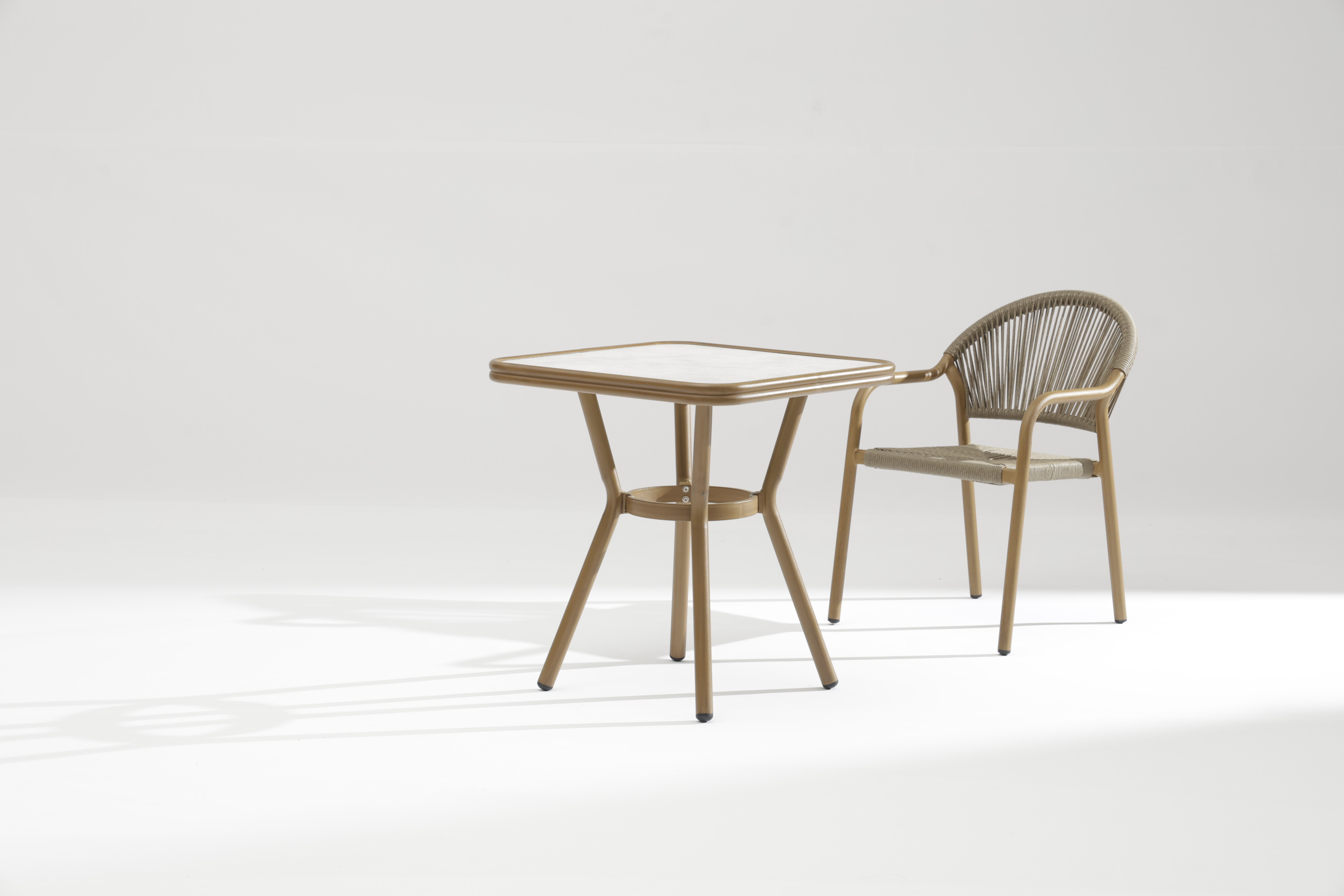 Outdoor aluminium wooden look chair (4)
