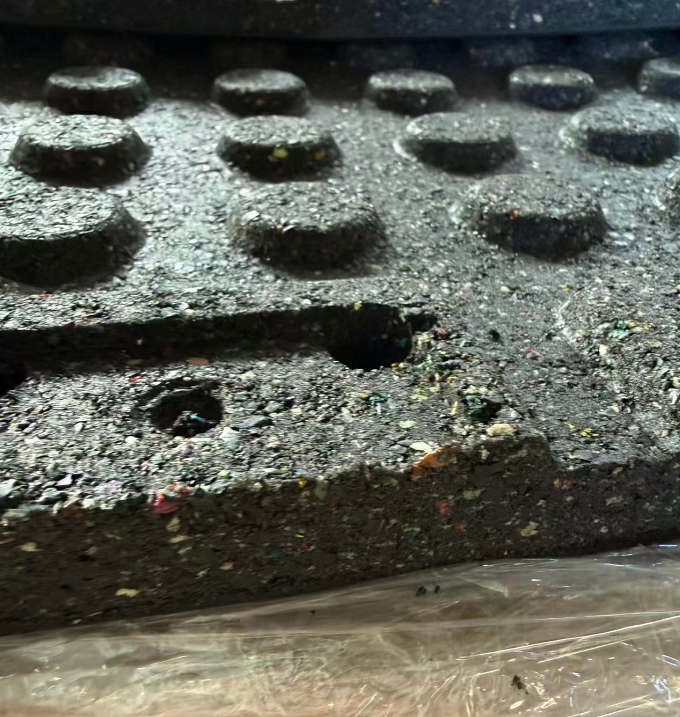 rubber tile base.png
