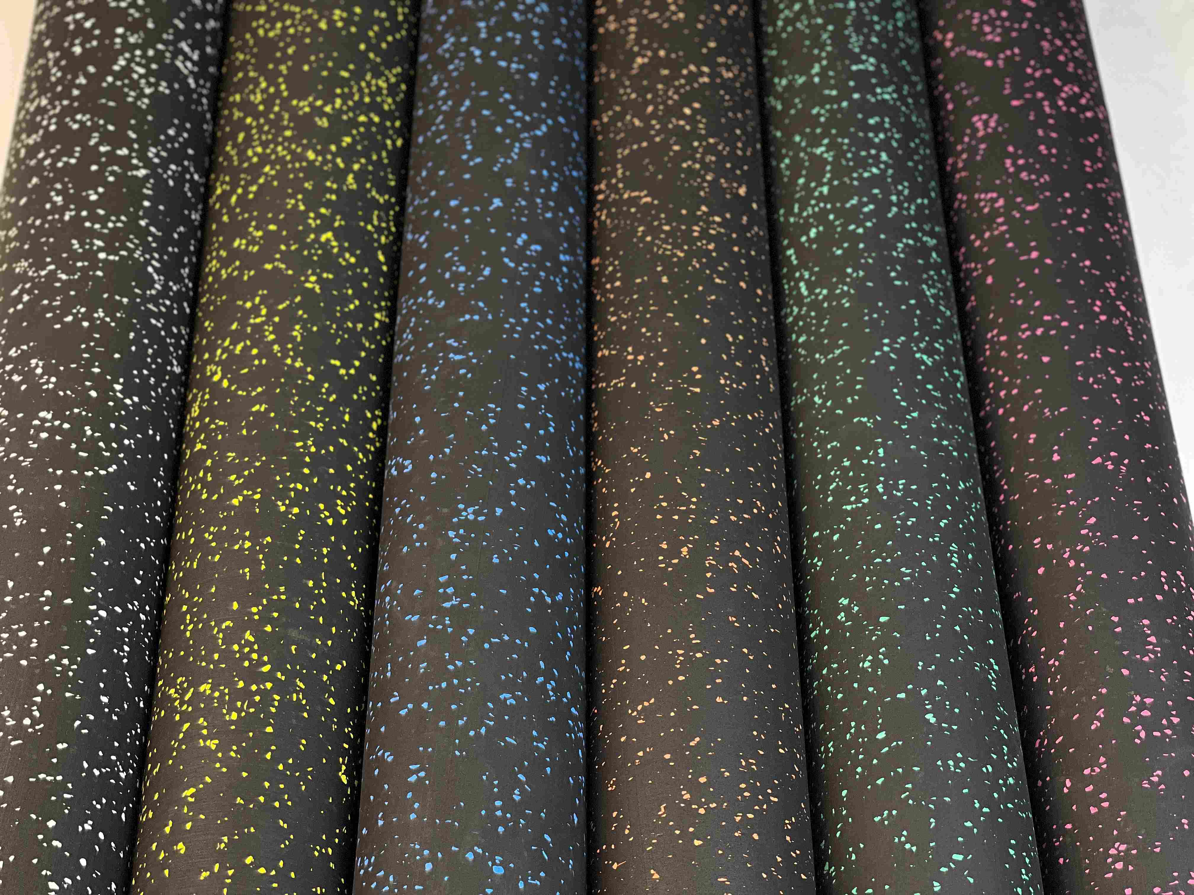 Fitflor Breakthrough: 20mm Rubber Rolls Achieve Seamless One-Piece Production