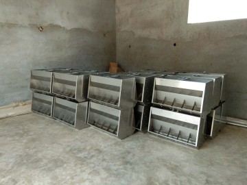 Double Side SUS Pig Piglets Feeder 6 Holes