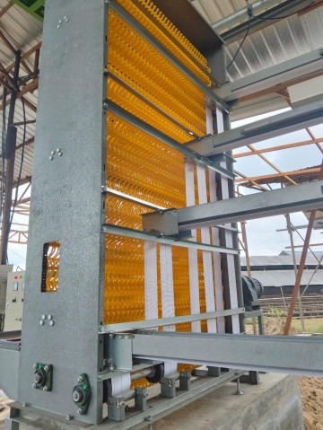 Machine de collecte d'œufs indonésienne