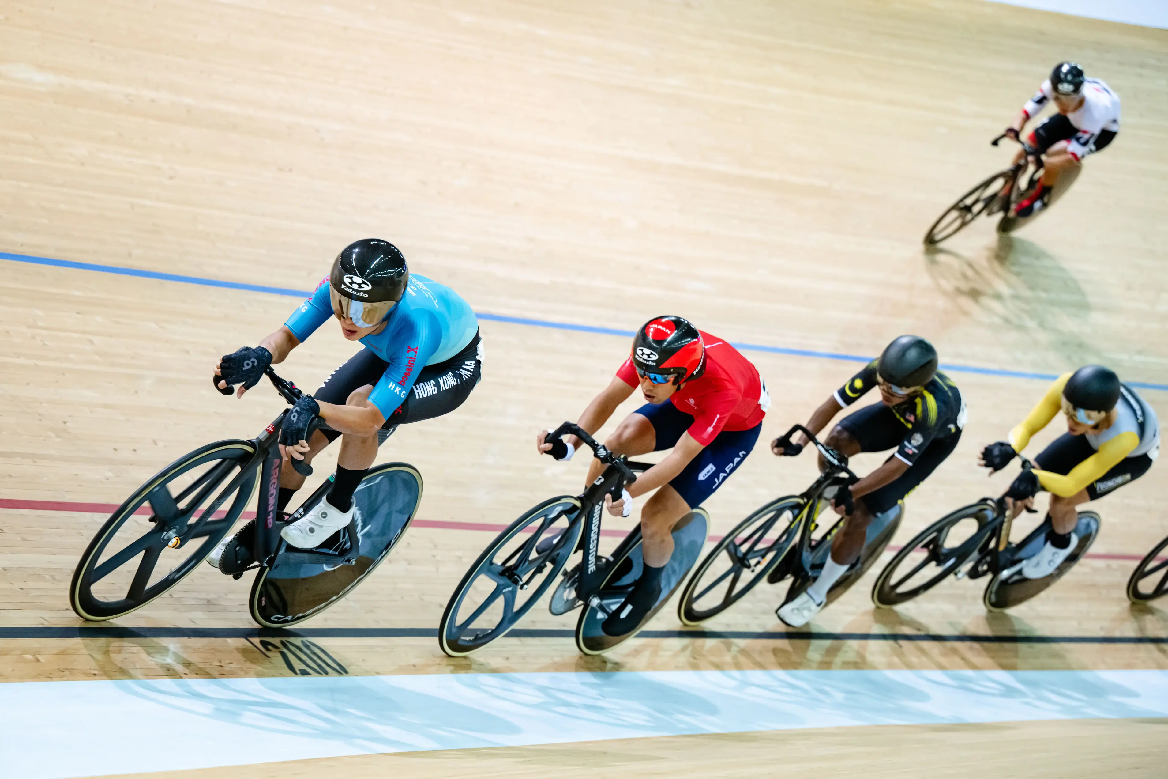 track_cycling_5_thumb.webp
