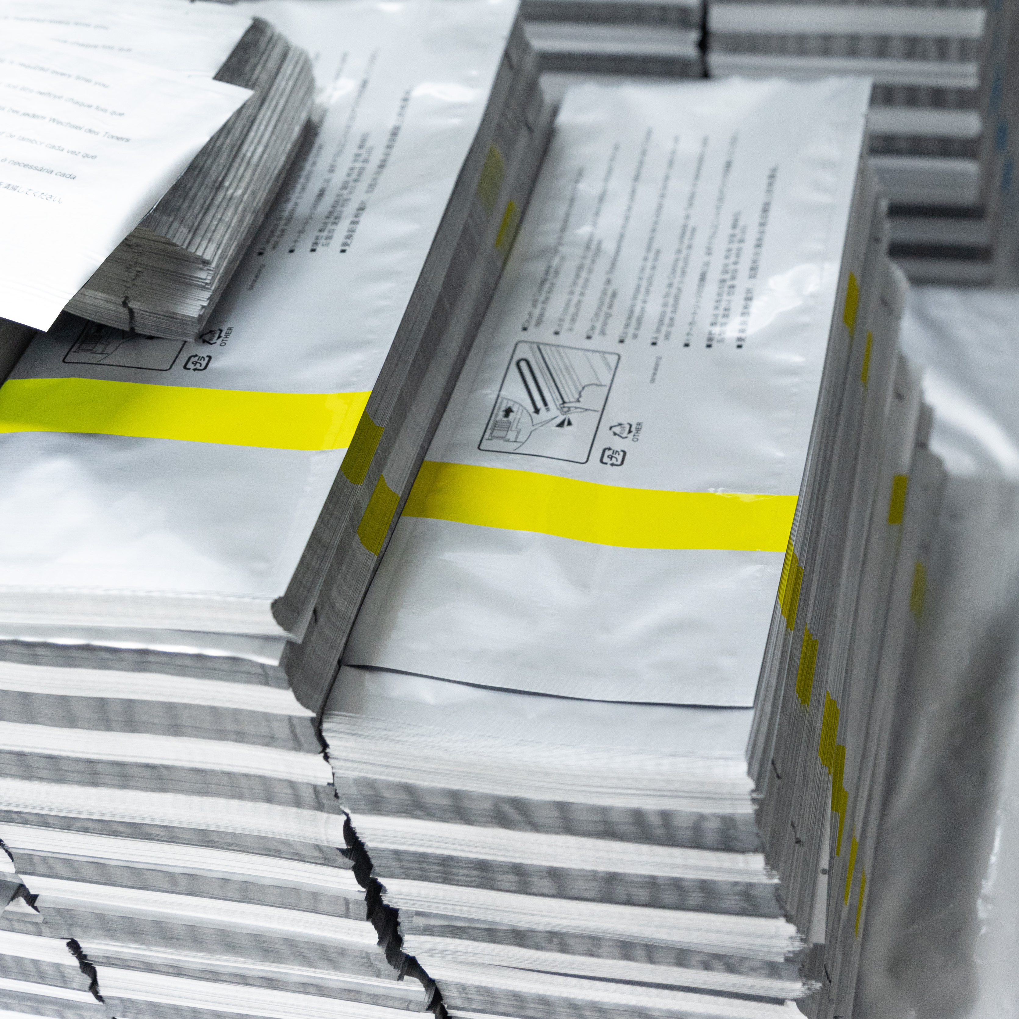 Plastic Bag for Vacuum Packing Laminated Material High Barrier Al Packing Bag (4)fiy