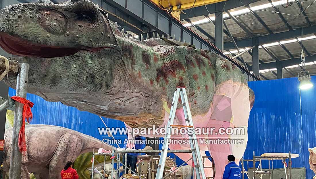 6. Productie van een gigantische animatronische dinosaurus, Carnotaurus