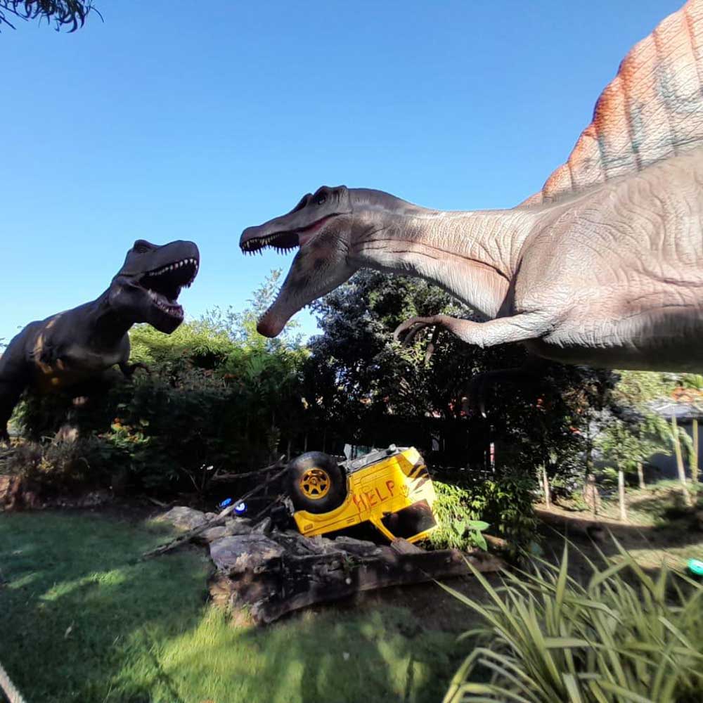 Animatronic-Trex-walka-ze-Spinozaurem