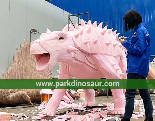 Inspekcja kształtu dinozaura