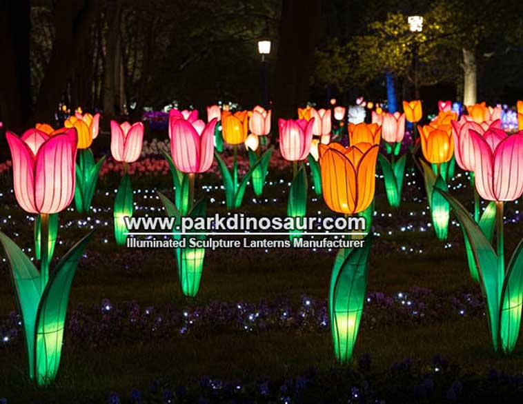 Levendig verlichte tulpvormige bloemsculptuur/lantaarn voor buiten, geschikt voor festivals en evenementen | Fabrikant uit China