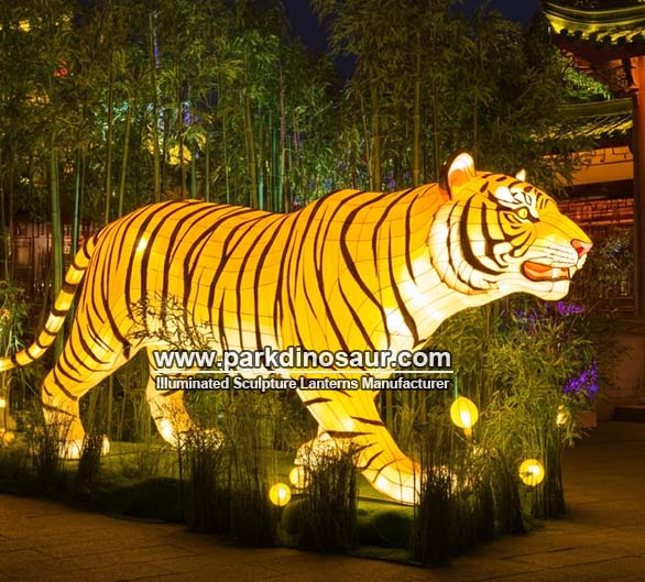Chinese Traditional Silk Realistic Animal Lantern Tiger Light For Decoration-03