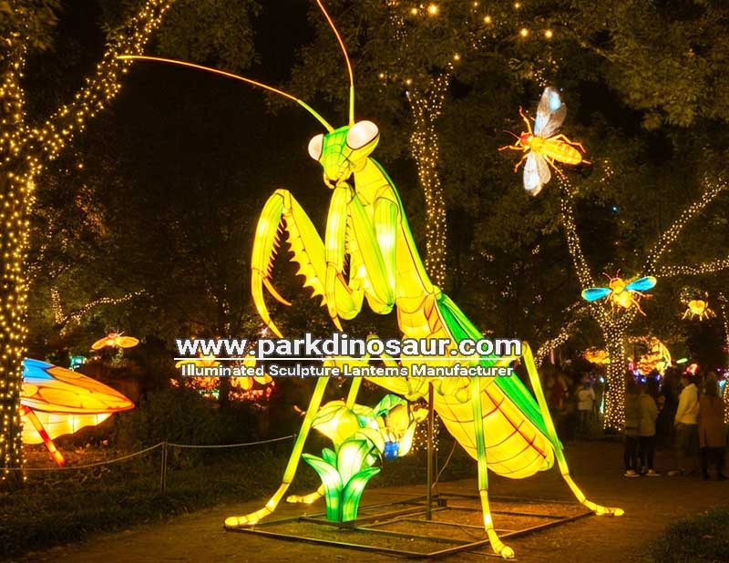 Buitenlantaarn voor het festival met de insecten bidsprinkhaan, decoratie | Chinese fabrikant