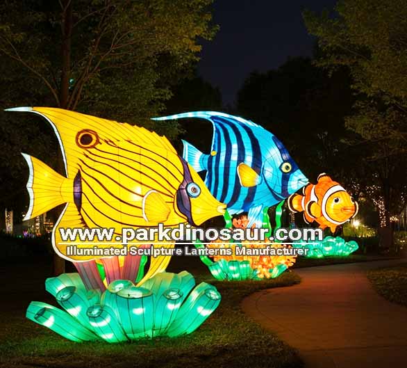 Festival van lichtjes, tropische vissen, lantaarns als thema voor parkdecoratie - 05