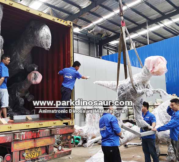 Volledig geanimeerde dinosaurus-exposities: Velociraptor laadt container