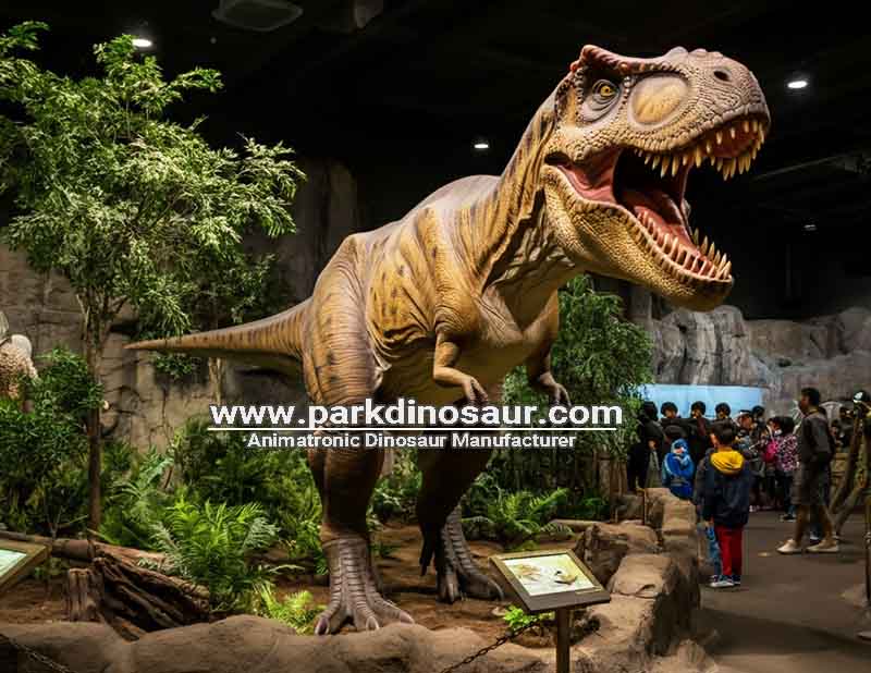 Robotyczny dinozaur naturalnej wielkości Tyrannosaurus Rex na wystawę-01.jpg