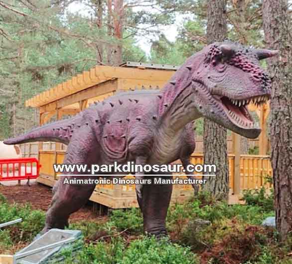 Leverancier van hoogwaardige dinosaurussen. Wij leveren prehistorische buitenbeelden van dinosaurussen, waaronder de Carnotaurus (model 02).