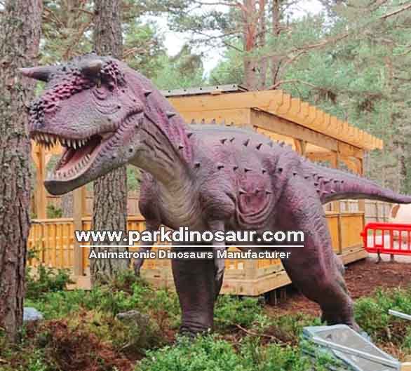 Leverancier van hoogwaardige dinosaurussen. Wij leveren prehistorische buitenbeelden van dinosaurussen, waaronder de Carnotaurus (model 05).