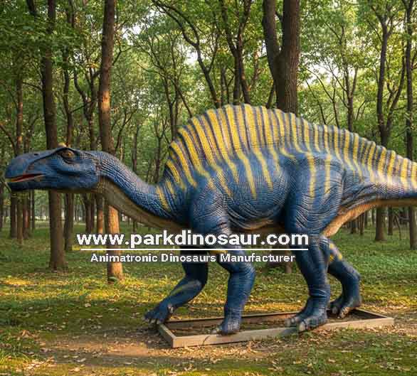 Realistic interactive dinosaur life size dino Ouranosaurus-04