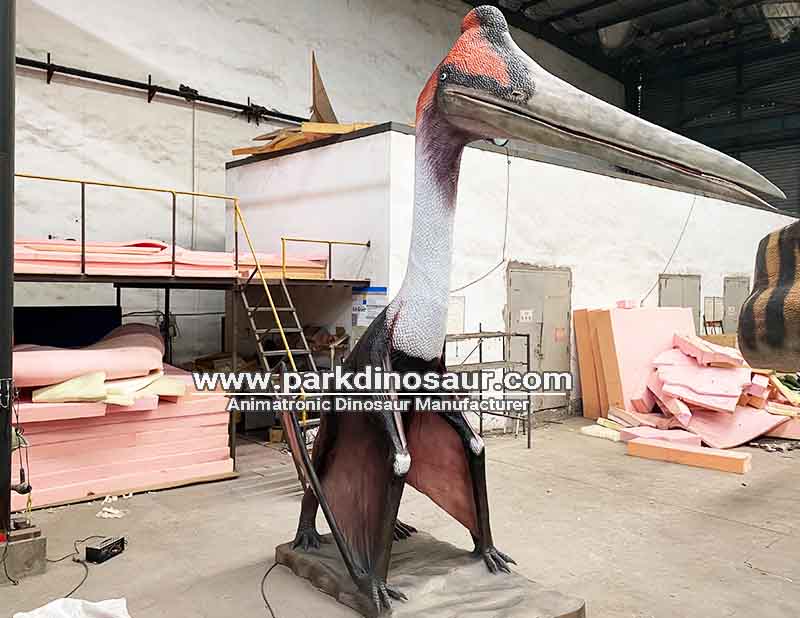 Amusement Park Realistic Dinosaur Quetzalcoatlus–Production03