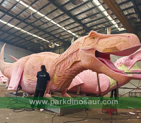 Hand-carved dinosaur texture and body shaping for the Lugo order