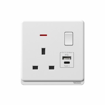 13A Socket With Switch With light With 1 USB+ 1 Type C
