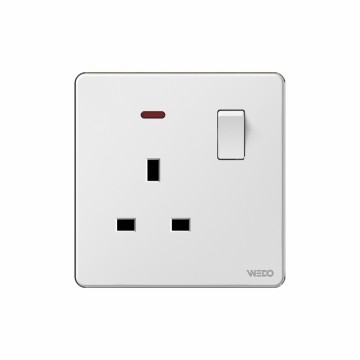 13A Switched Socket With Neo