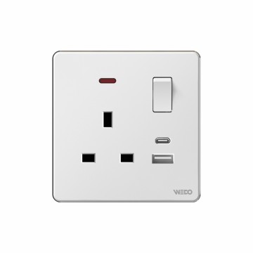 13A Socket With Switch With 1 USB+ 1 Type C