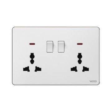 Double 3Pin Switched Socket With Light