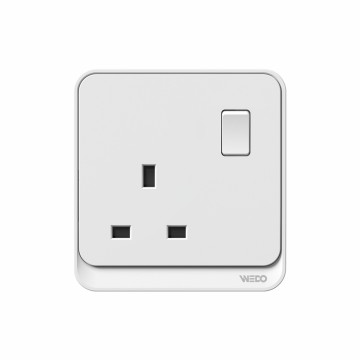 13A Switched Socket