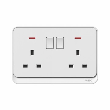 13A Switched Socket