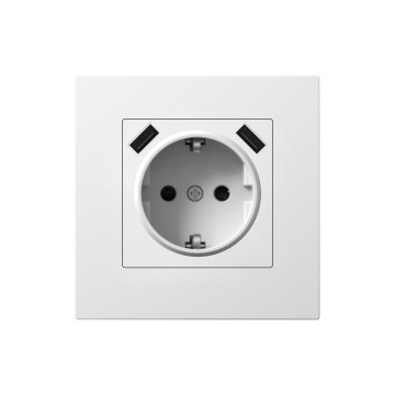 E3 German Socket with 2 USB