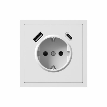 O7 Schuko USB+Type-C