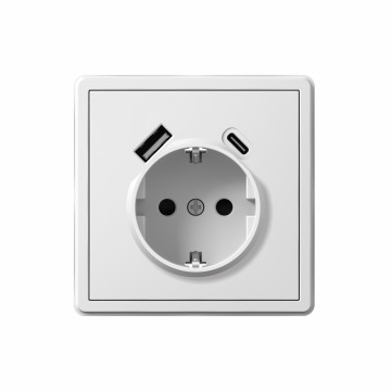 O2 German USB+Type-C