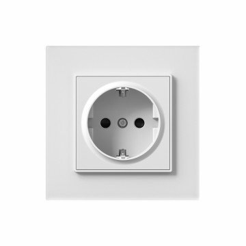 O3 Schuko socket