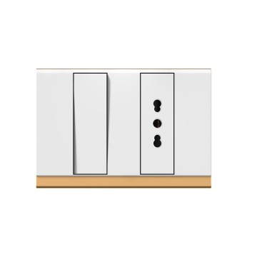 X10  1 gang Italian socket withground (1/3)